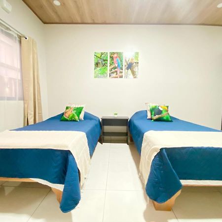 Pura Vida Apartment. 5 Min From Airport Alajuela Eksteriør billede