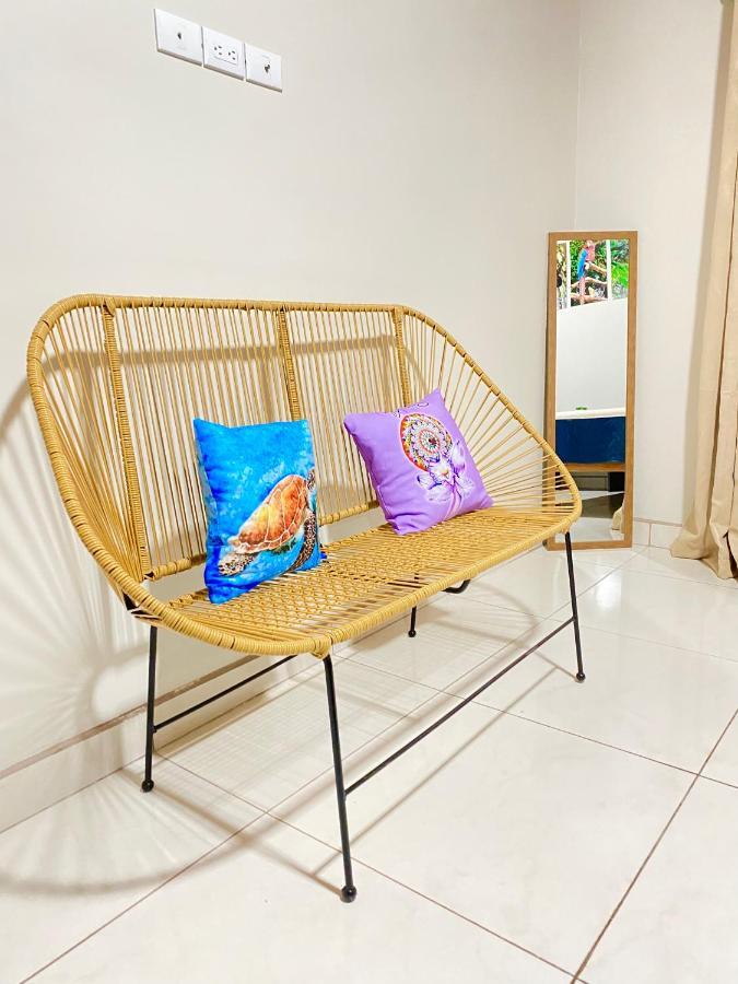 Pura Vida Apartment. 5 Min From Airport Alajuela Eksteriør billede