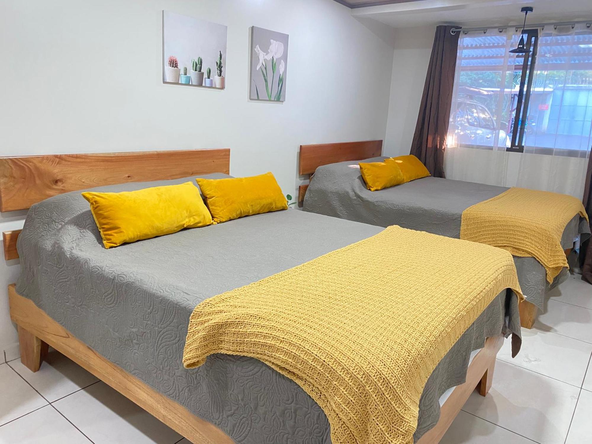 Pura Vida Apartment. 5 Min From Airport Alajuela Eksteriør billede